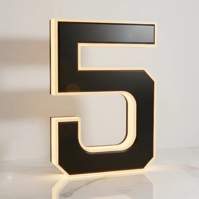 Entrux™ – Solcellsdriven belysning med sensor & enkel montering