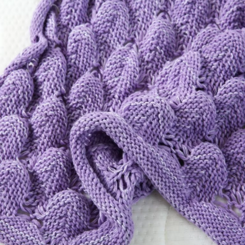 CozyMermaid Filt – Mjuk, Handstickad, Sjöjungfru Design