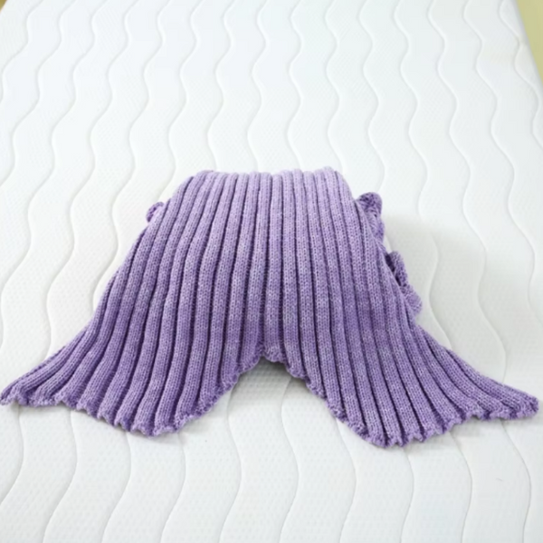 CozyMermaid Filt – Mjuk, Handstickad, Sjöjungfru Design