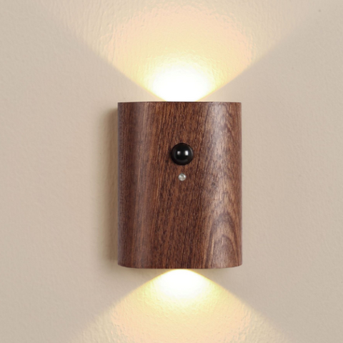 Trådlös Vägglampa i Trä med LED & Rörelsesensor